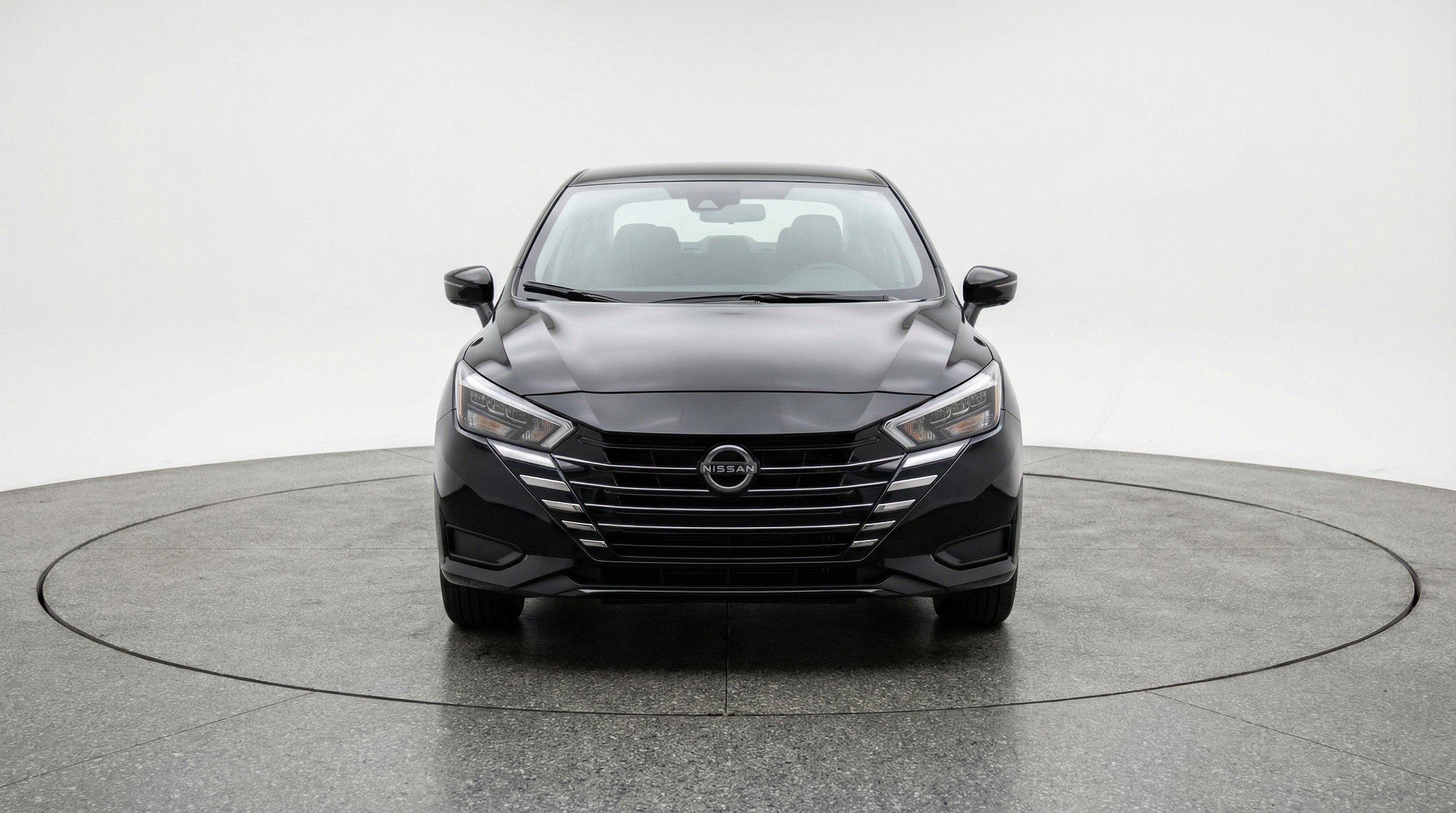 Used 2025 Nissan Versa SV FWD image 2