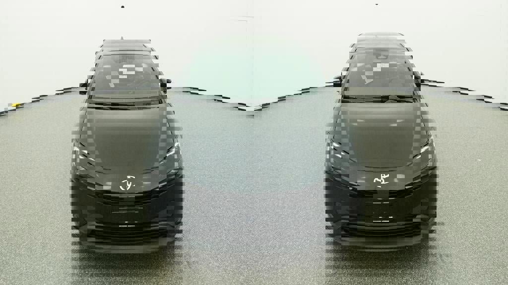 New 2026 Toyota Prius LE image 15