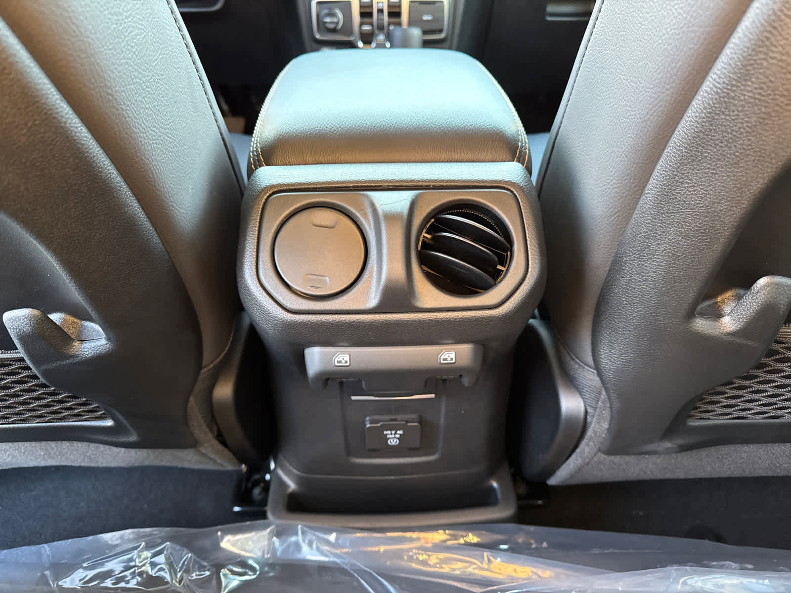New 2026 Jeep Wrangler Unlimited Sahara AWD/4WD image 31