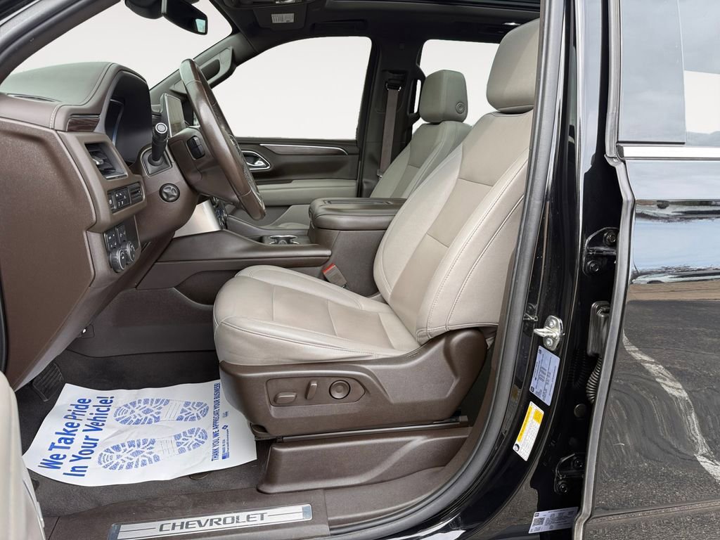 Used 2023 Chevrolet Tahoe LT w/ LT Signature Plus Package AWD/4WD image 9