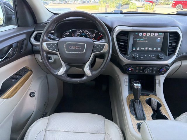 Used 2017 GMC Acadia Denali w/ Technology Package image 25