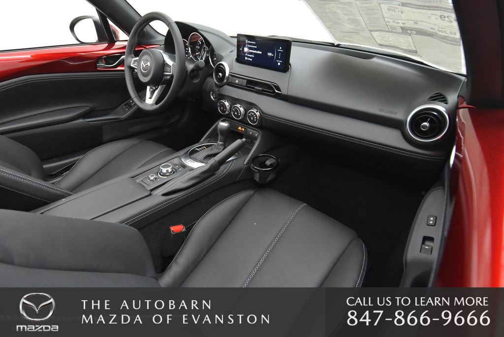 Certified 2025 MAZDA MX-5 Miata RF Grand Touring RWD image 29