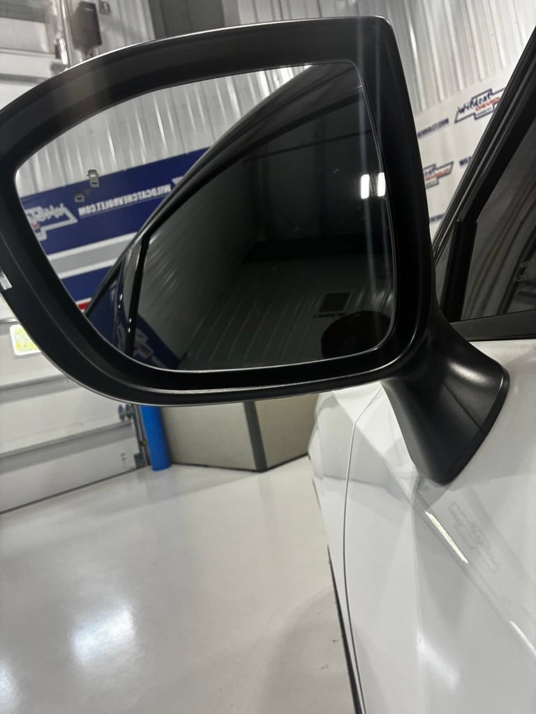 Used 2025 Nissan Murano SL AWD/4WD image 13
