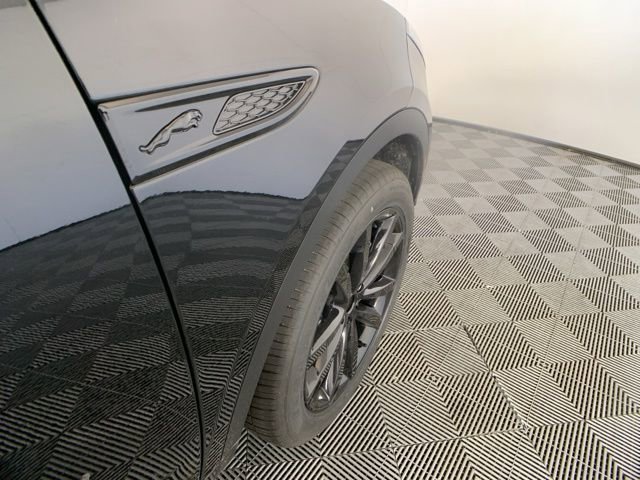 Used 2024 Jaguar E-PACE R-Dynamic SE image 37