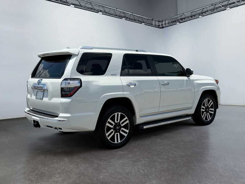 Used 2023 Toyota 4Runner Limited AWD/4WD image 3