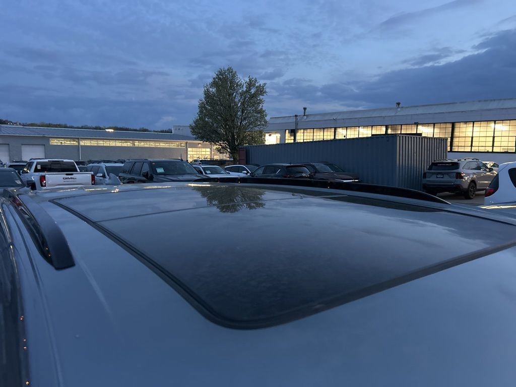 Used 2023 Cadillac XT6 Sport image 6