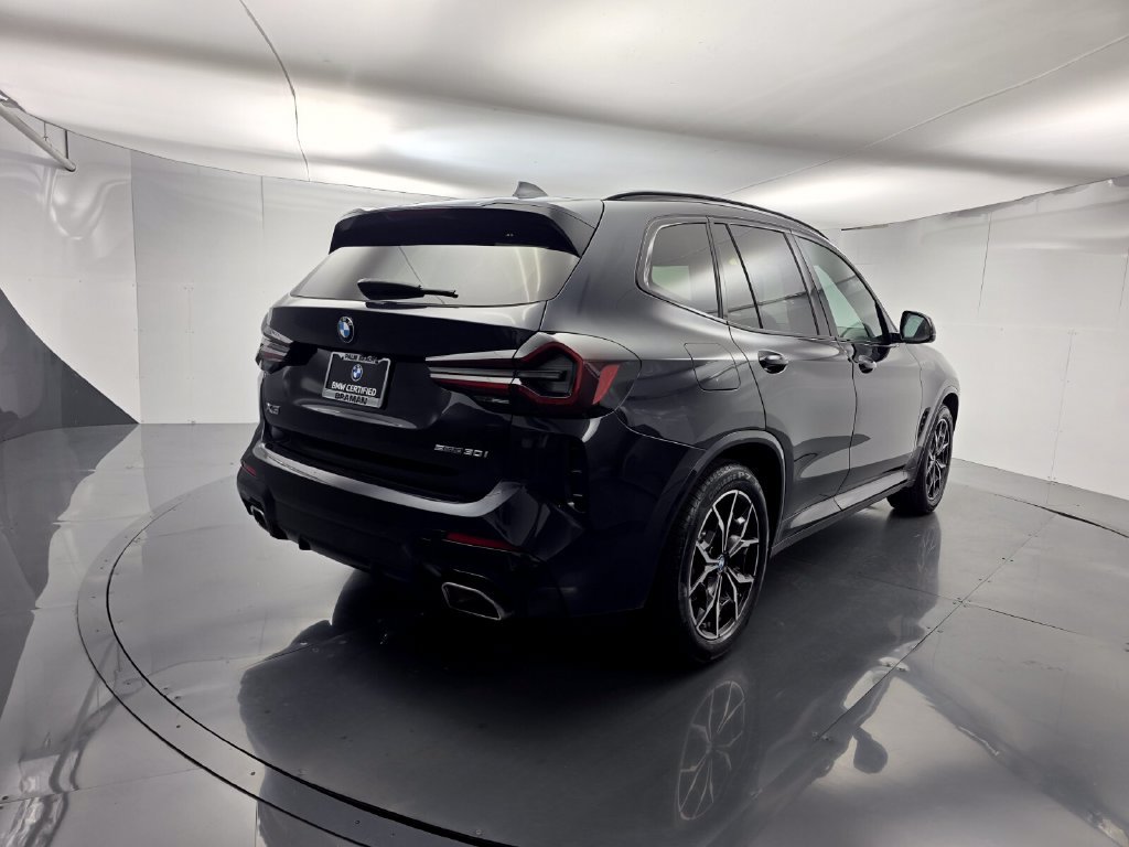 Certified 2024 BMW X3 sDrive30i w/ M Sport Package RWD image 4