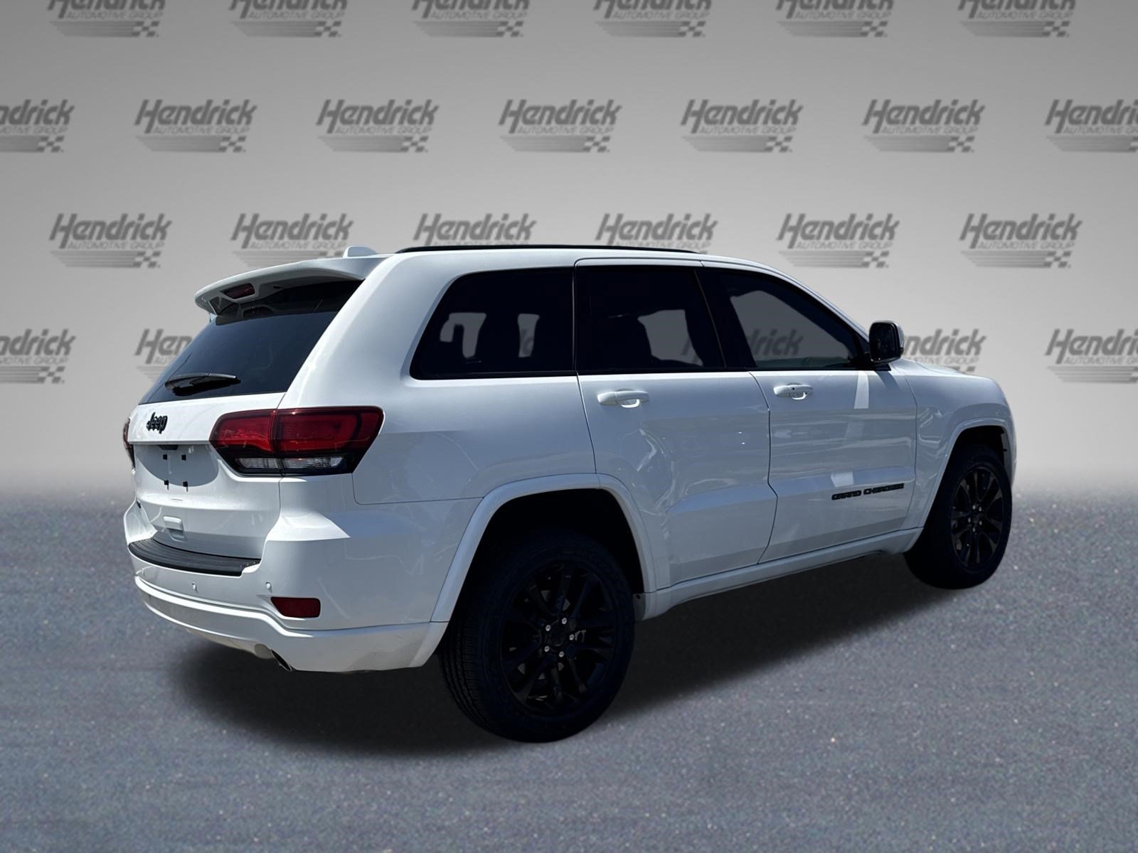 Used 2021 Jeep Grand Cherokee Laredo X AWD/4WD image 10