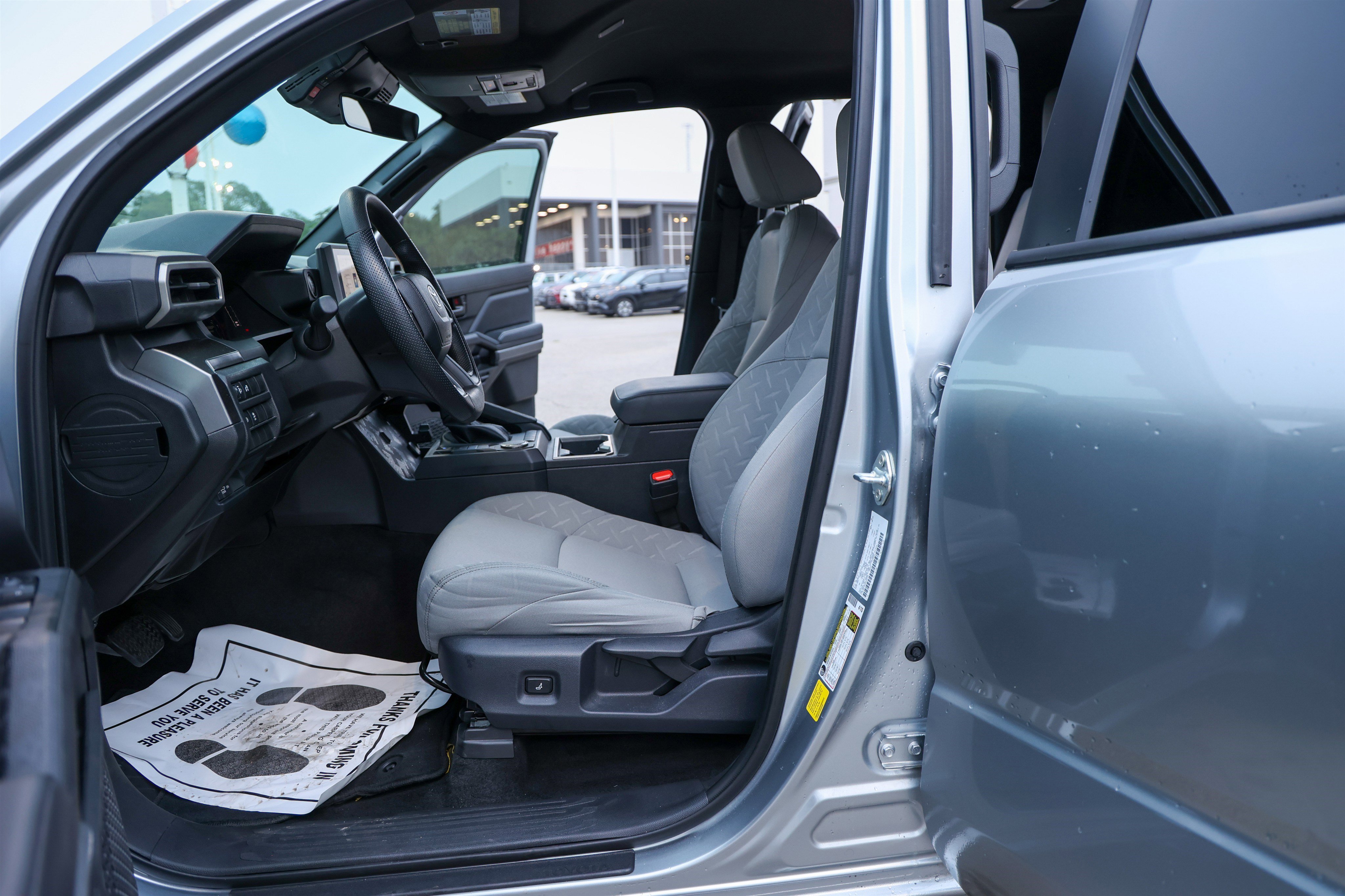 Certified 2025 Toyota Tacoma SR5 image 30