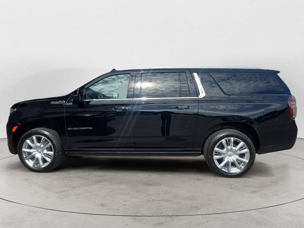 Certified 2024 Chevrolet Suburban High Country AWD/4WD image 8