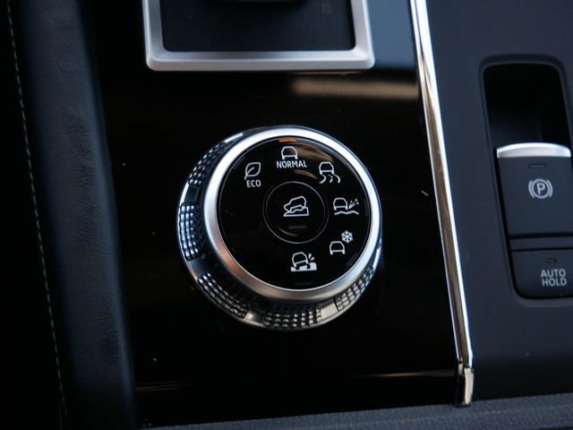 Used 2022 Mitsubishi Outlander SE image 23