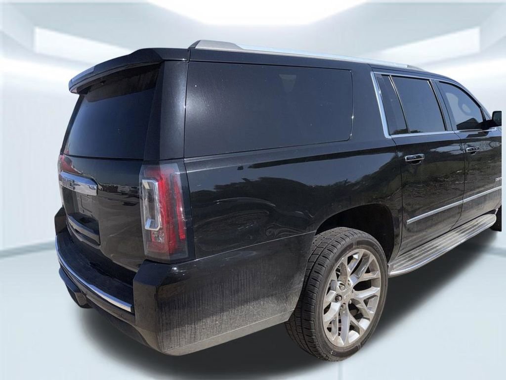 Used 2020 GMC Yukon XL Denali w/ Open Road Package RWD image 12