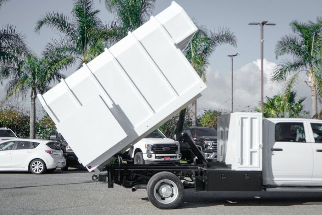 Used 2022 RAM 5500 Tradesman w/ Chrome Appearance Group image 11