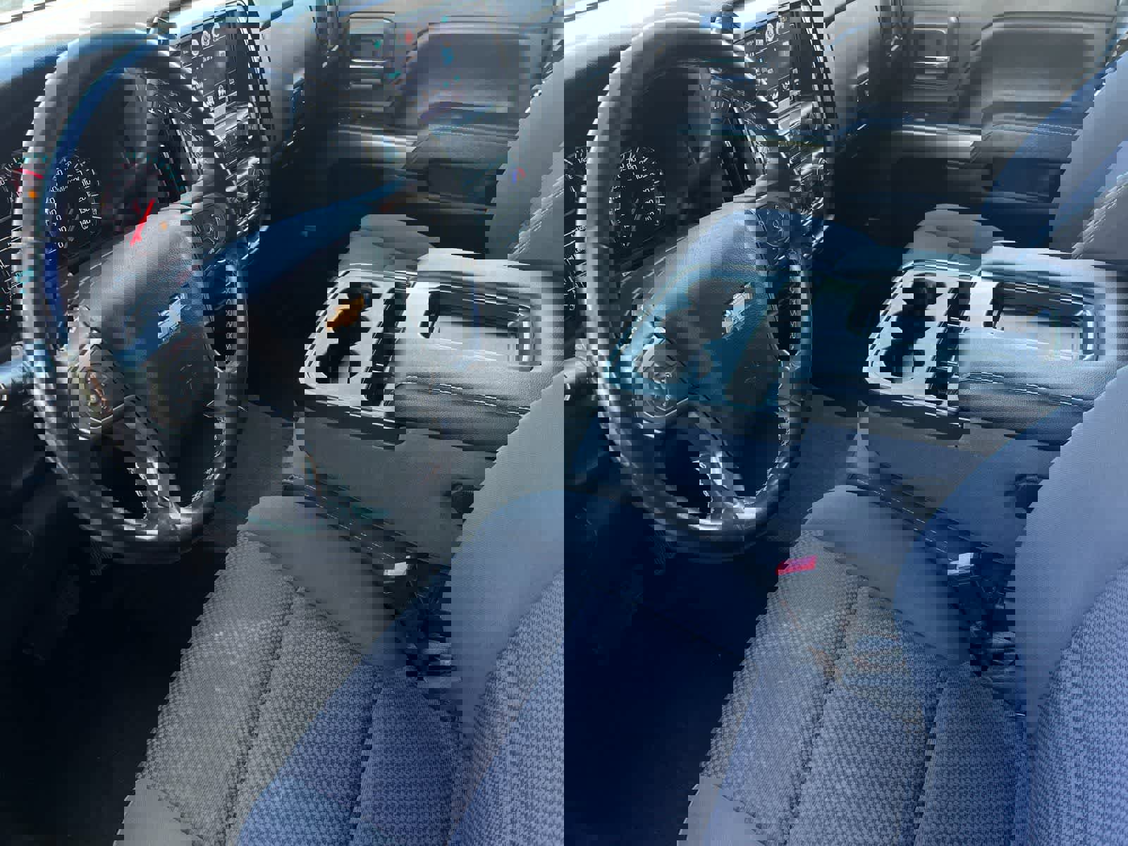 Used 2018 Chevrolet Silverado 1500 LT w/ Texas Edition RWD image 12