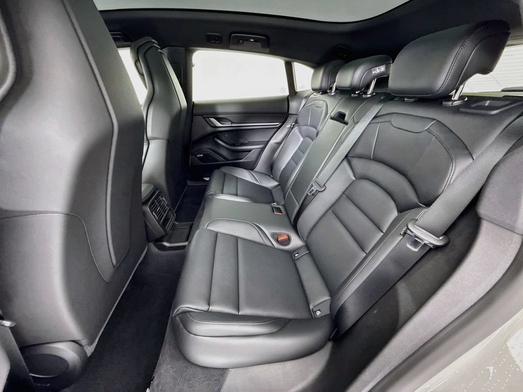 New 2026 Porsche Taycan 4S AWD/4WD image 23