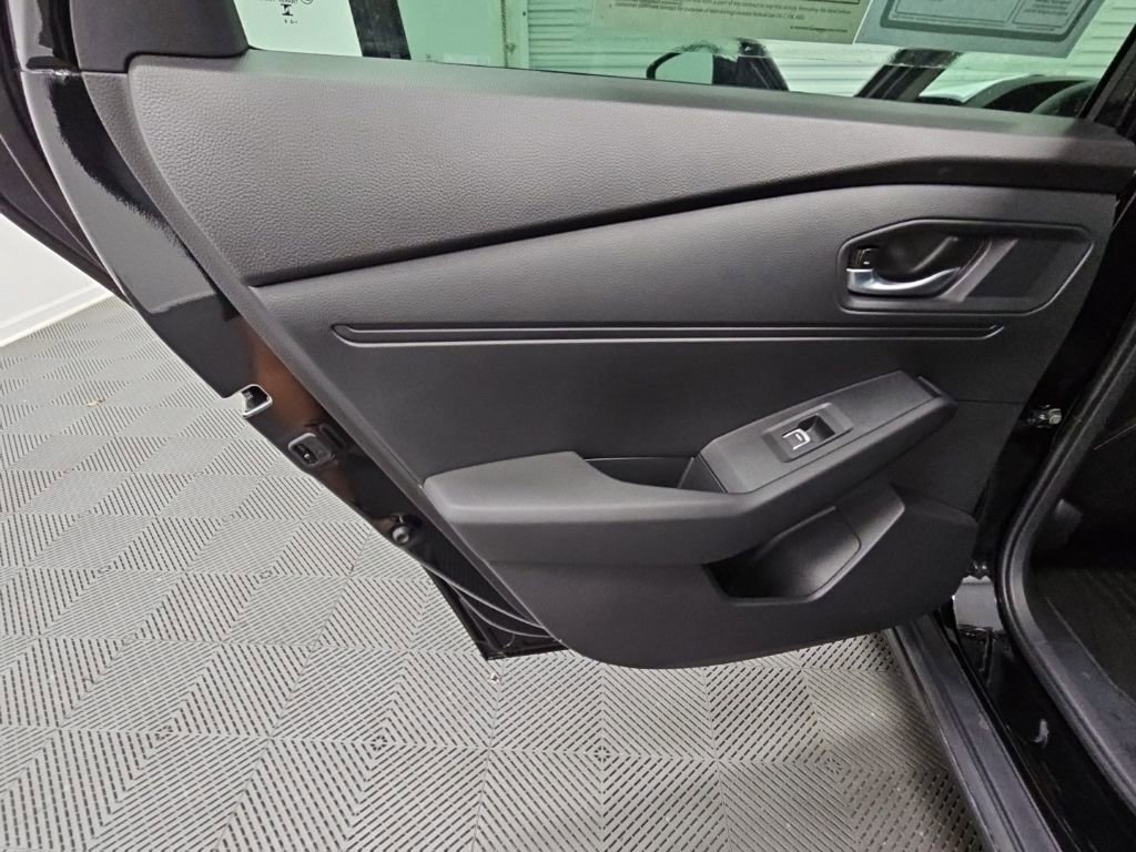 Used 2025 Honda Accord SE image 30