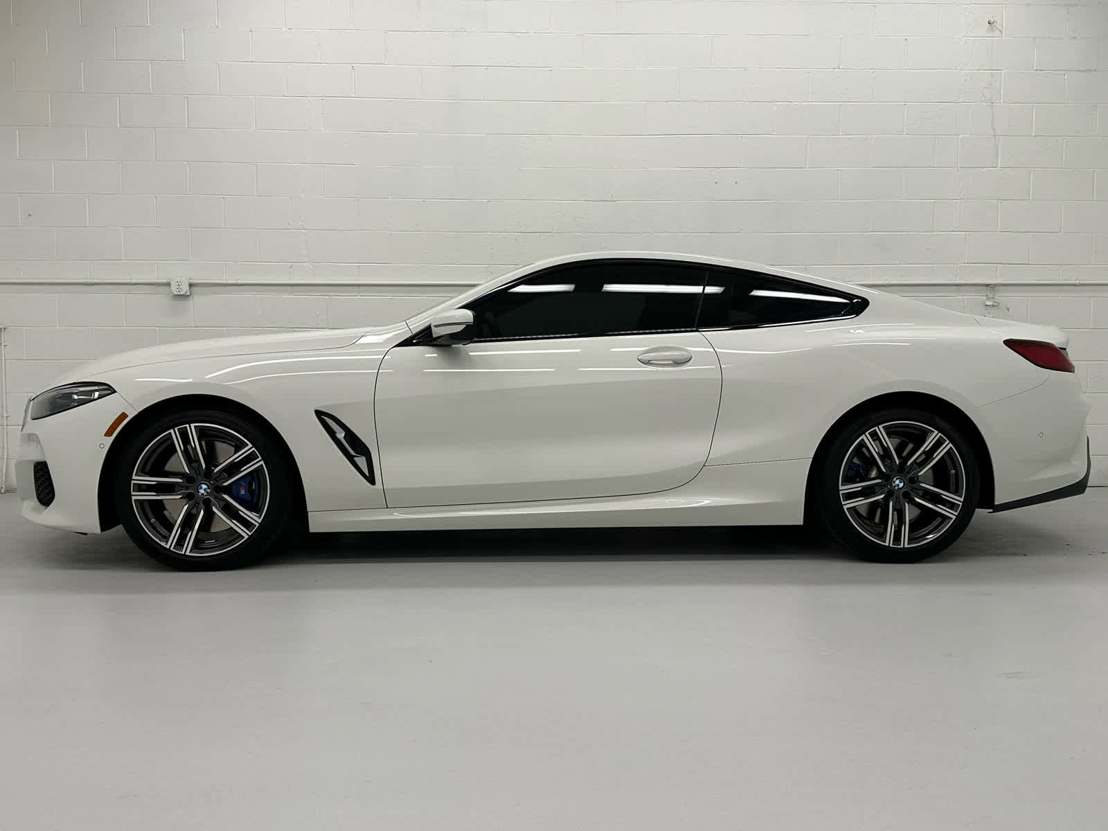Used 2022 BMW 840i xDrive Coupe image 3