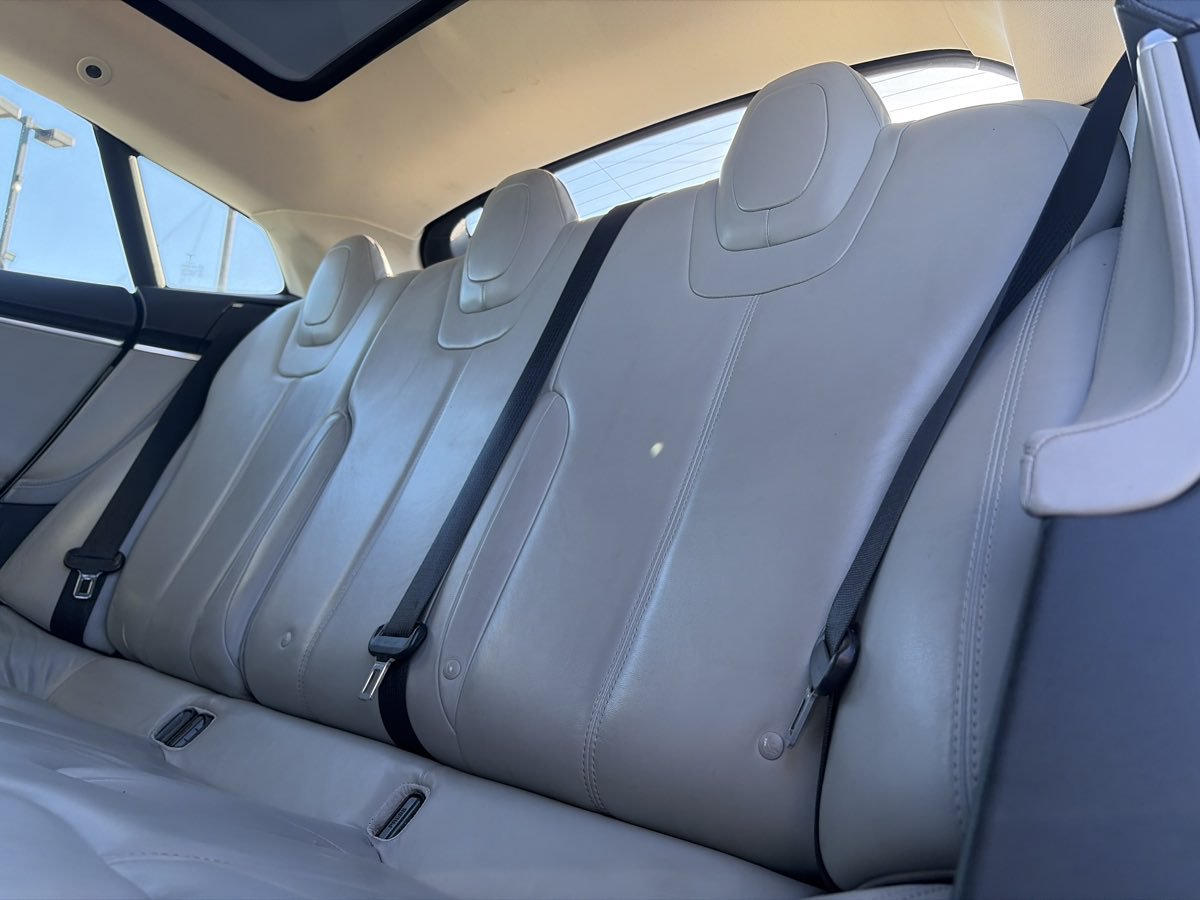 Used 2012 Tesla Model S RWD image 13
