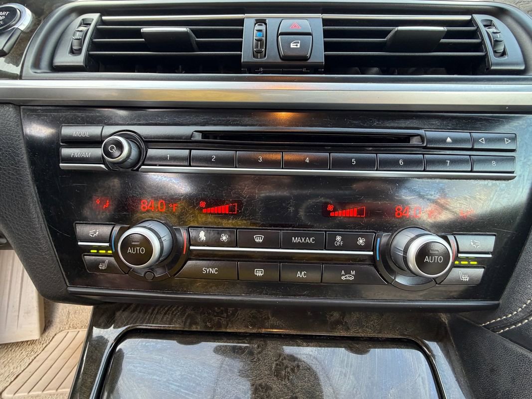 Used 2015 BMW 640i xDrive Convertible image 26