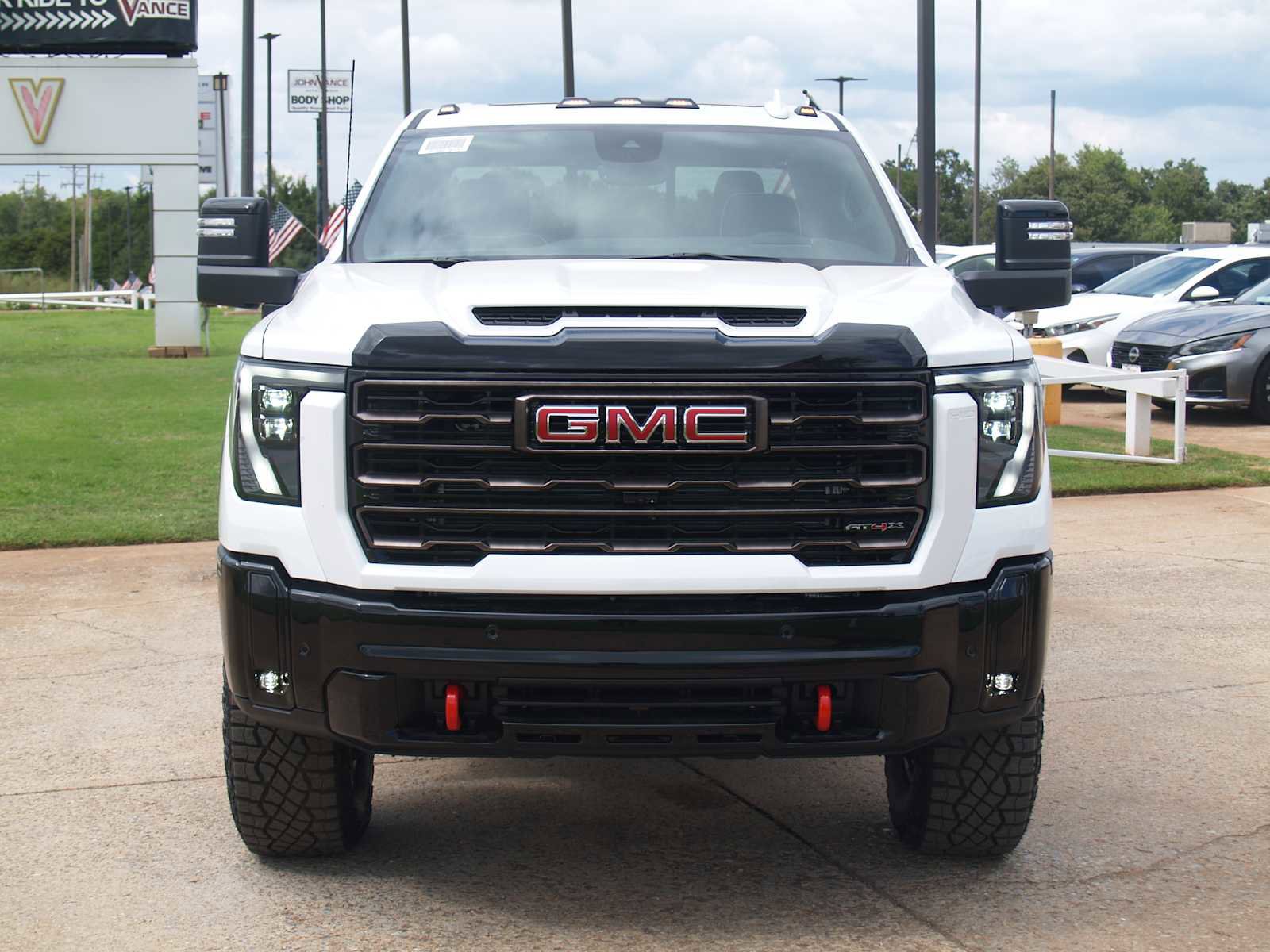 New 2026 GMC Sierra 2500 AT4X image 2