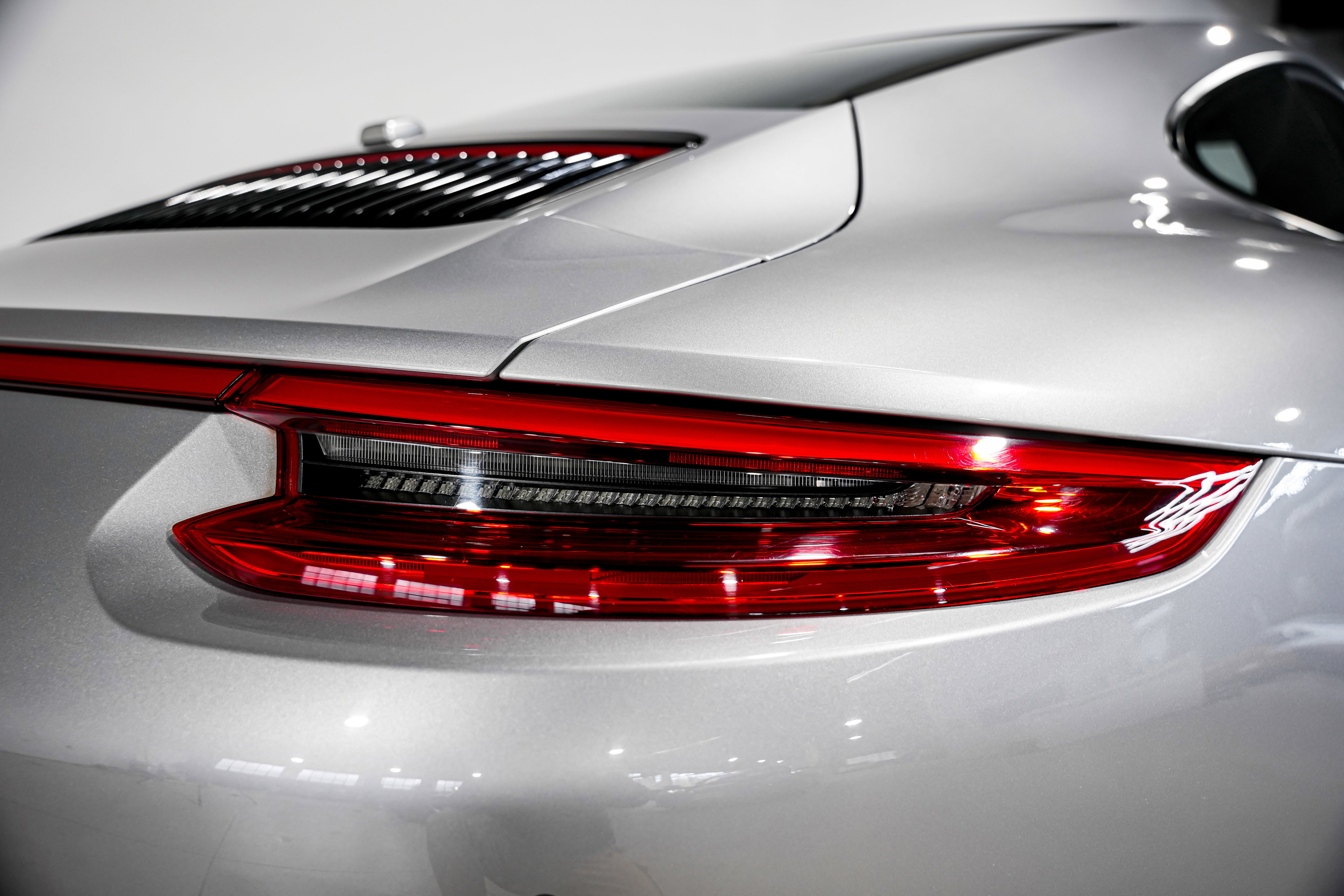 Used 2017 Porsche 911 Carrera 4S AWD/4WD image 36