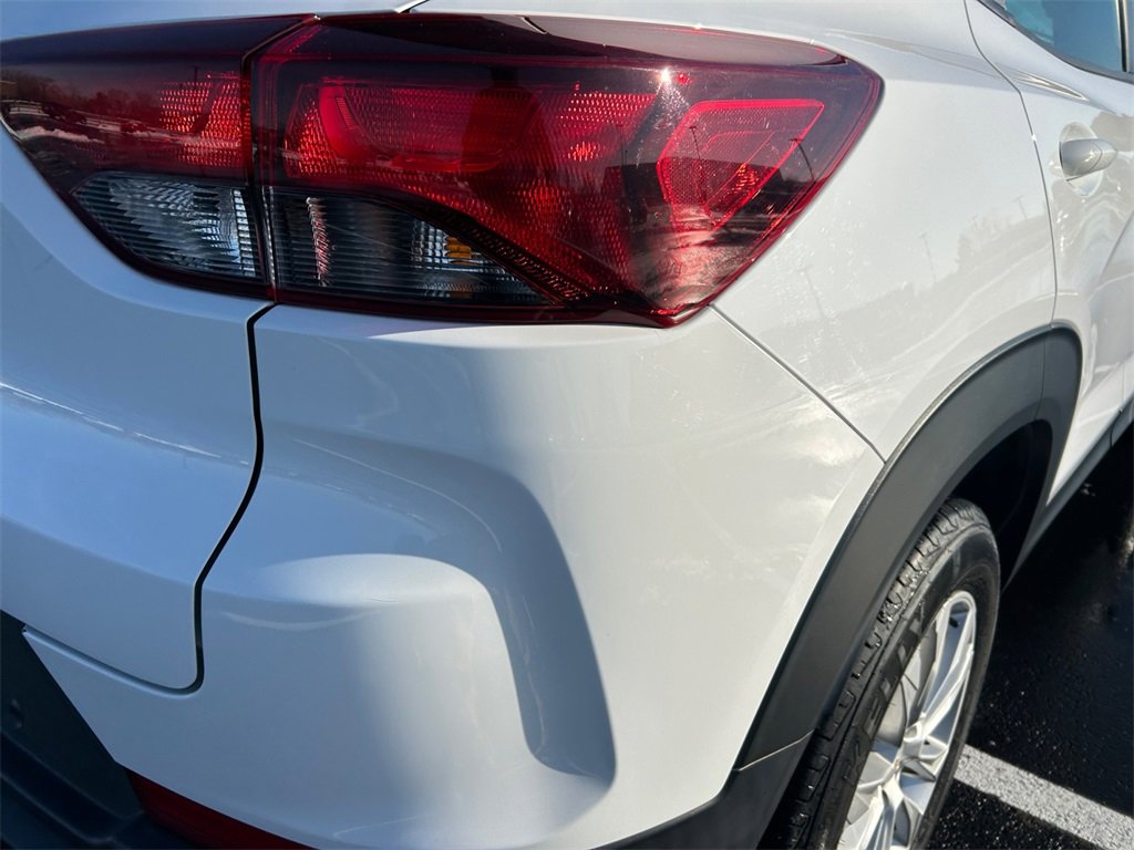 Used 2021 Chevrolet TrailBlazer LS image 21