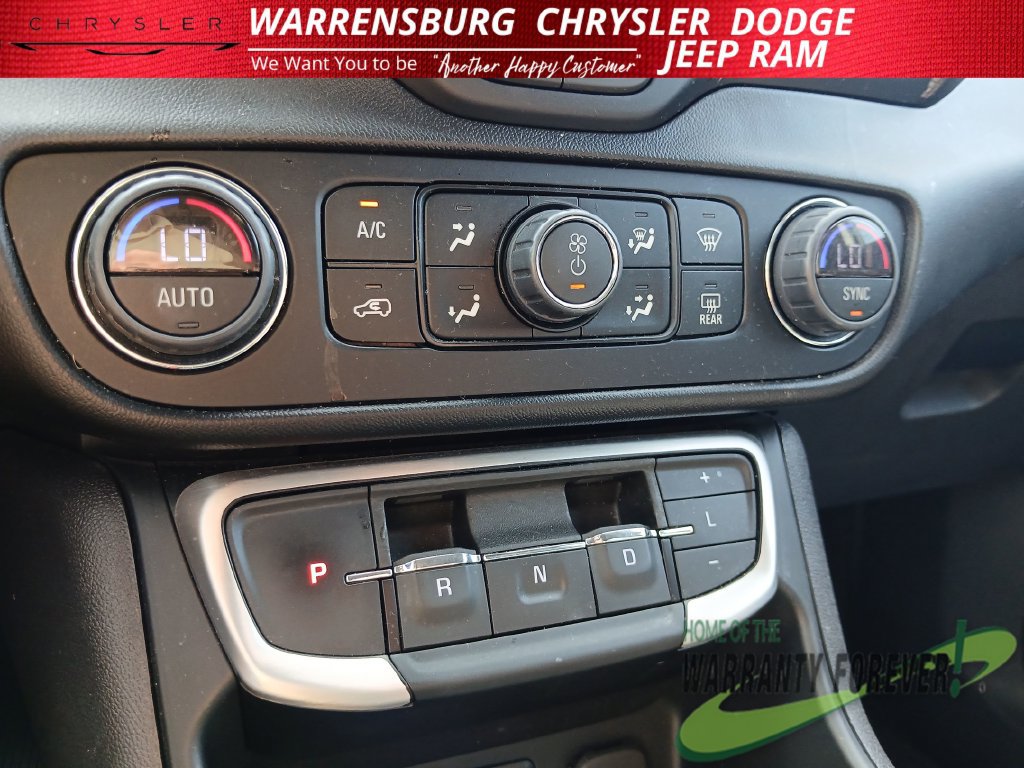 Used 2024 GMC Terrain SLT AWD/4WD image 25