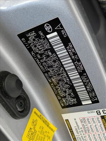 Used 2019 Toyota C-HR Limited FWD image 23