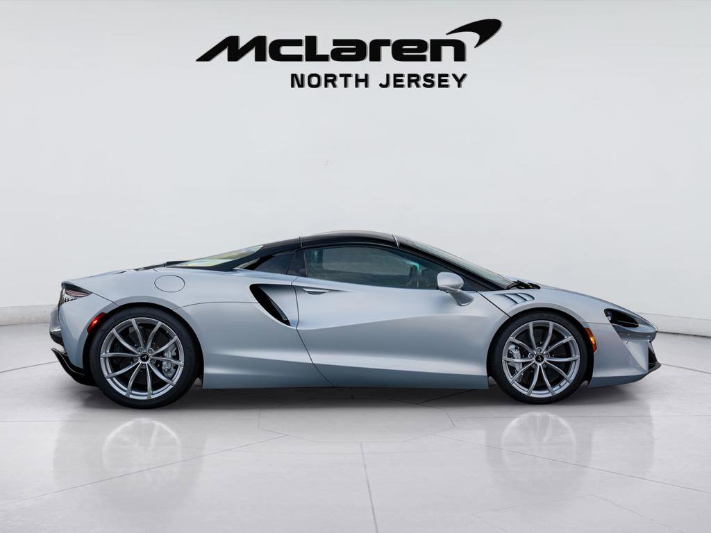 New 2026 McLaren Artura Spider image 9