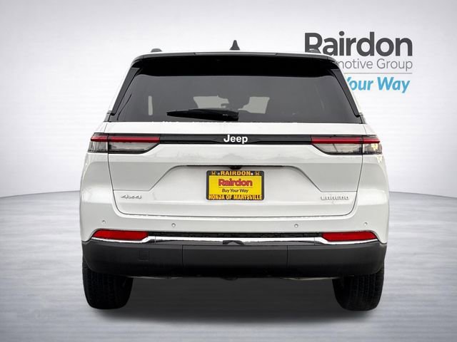 Used 2025 Jeep Grand Cherokee Laredo image 7