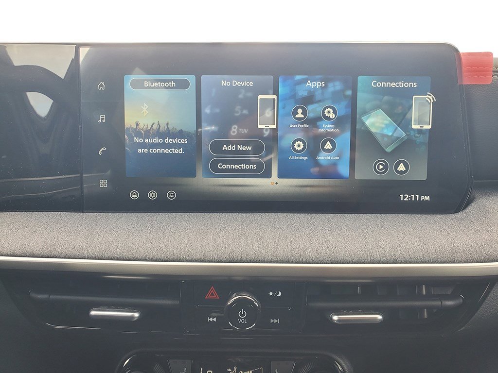 New 2026 Nissan Kicks SV w/ SV Premium Package image 21