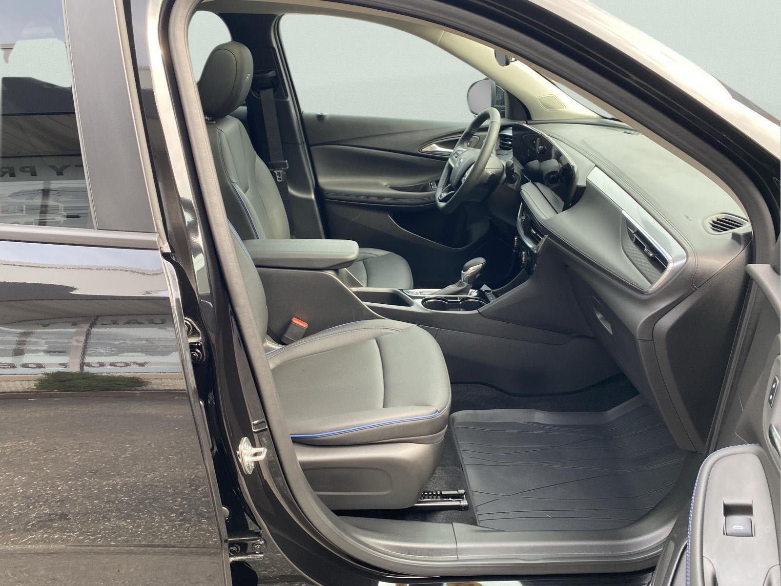 Certified 2026 Buick Encore GX Sport Touring w/ Advanced Technology Package AWD/4WD image 37