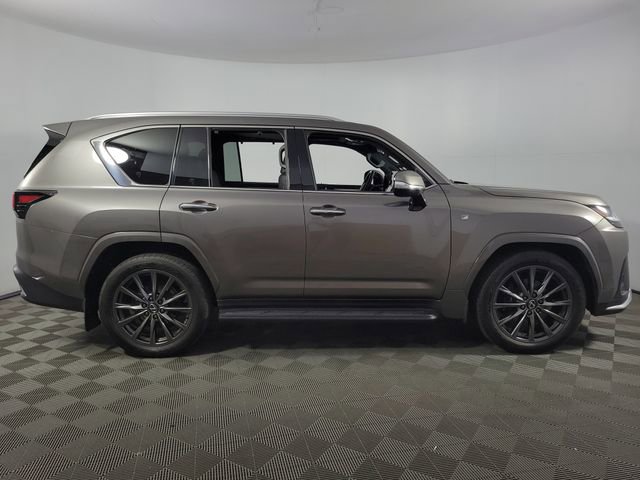 Used 2024 Lexus LX 600 F Sport AWD/4WD image 11