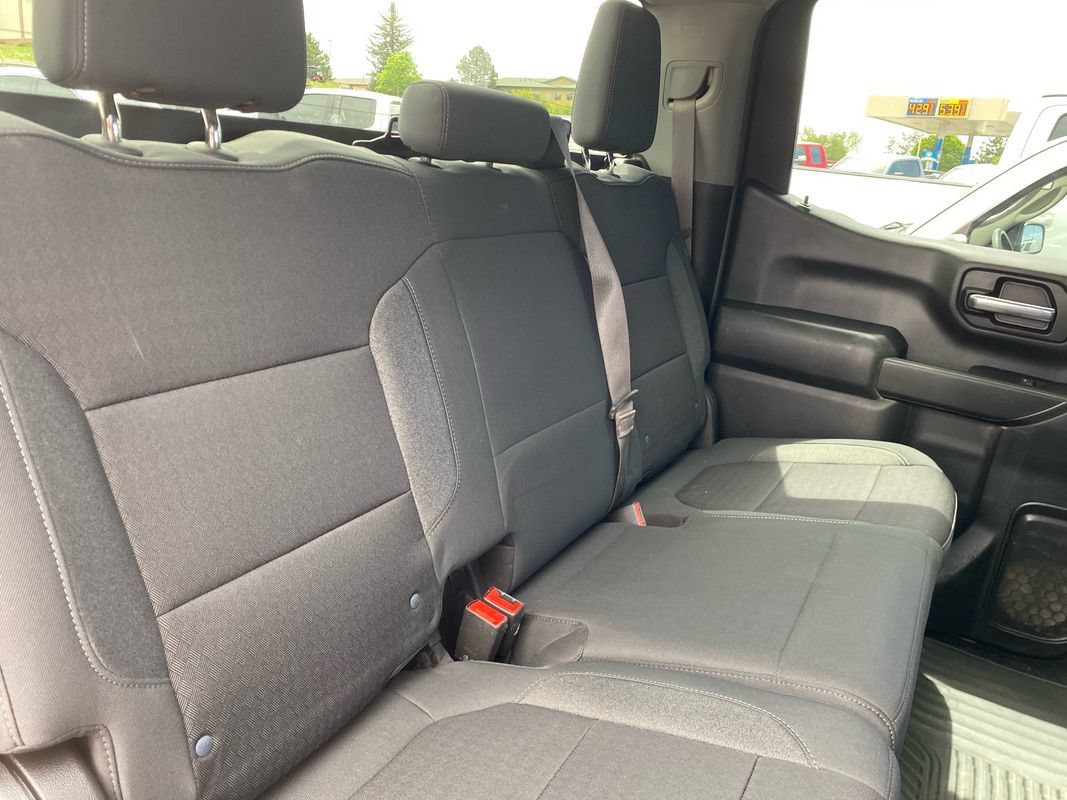 Used 2022 Chevrolet Silverado 1500 LT AWD/4WD image 33