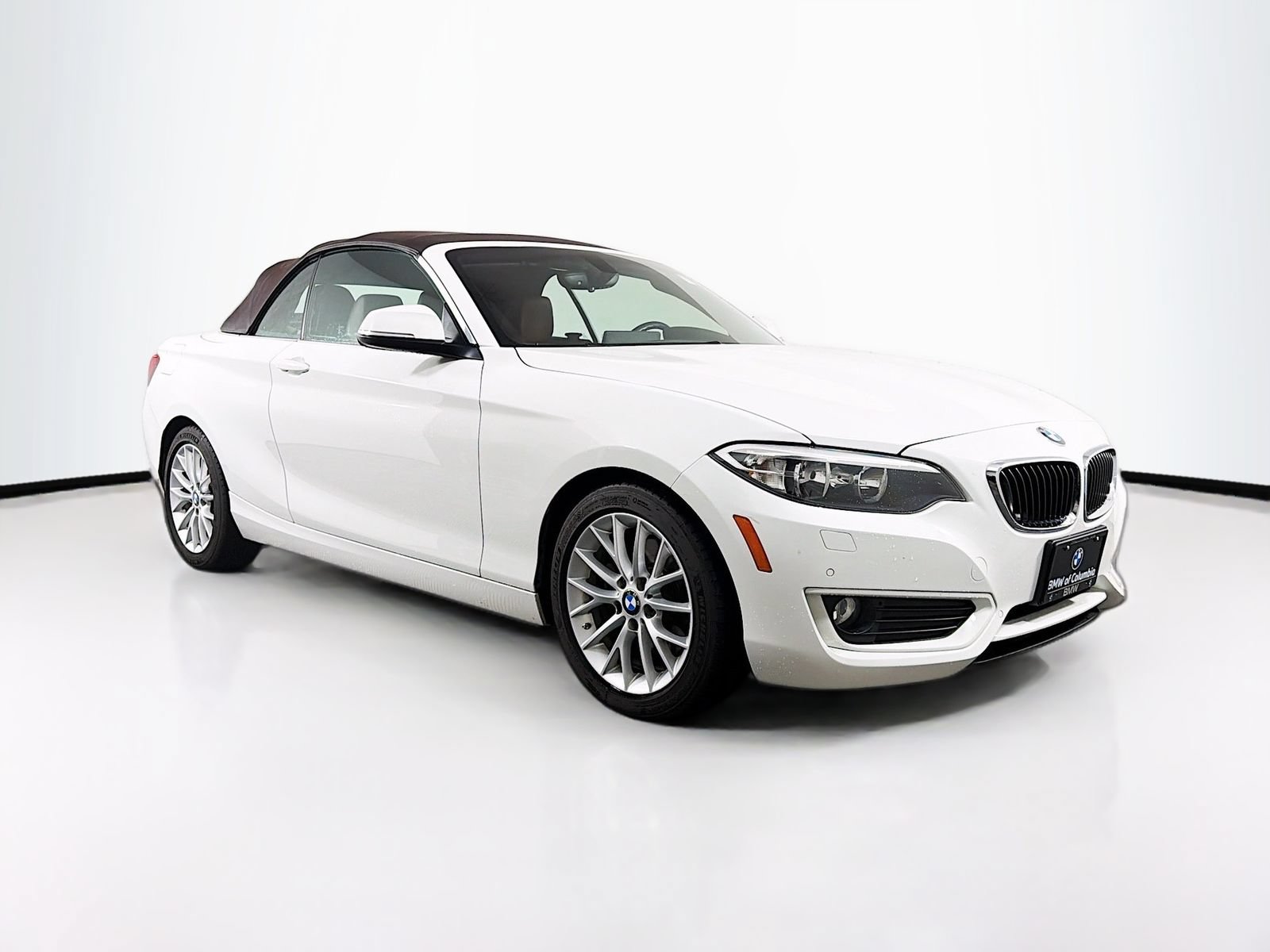 Used 2015 BMW 228i xDrive Convertible AWD/4WD image 2