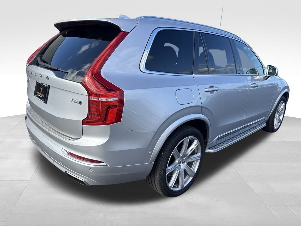 Used 2016 Volvo XC90 T6 Inscription w/ Vision Package image 6