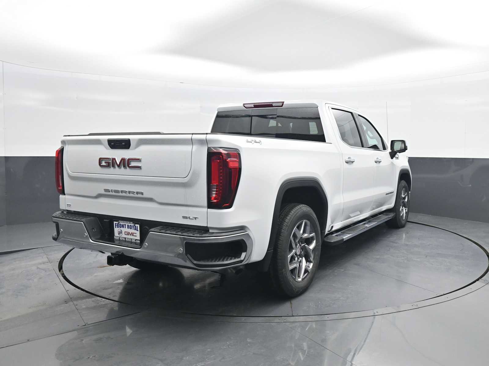New 2026 GMC Sierra 1500 SLT w/ SLT Premium Plus Package AWD/4WD image 7