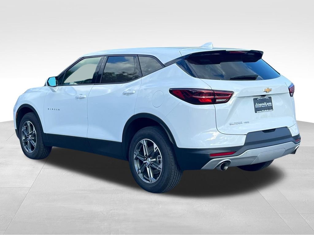 Used 2025 Chevrolet Blazer LT image 8