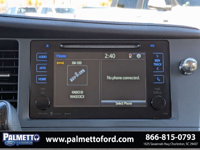 Used 2016 Toyota Sienna XLE FWD image 18