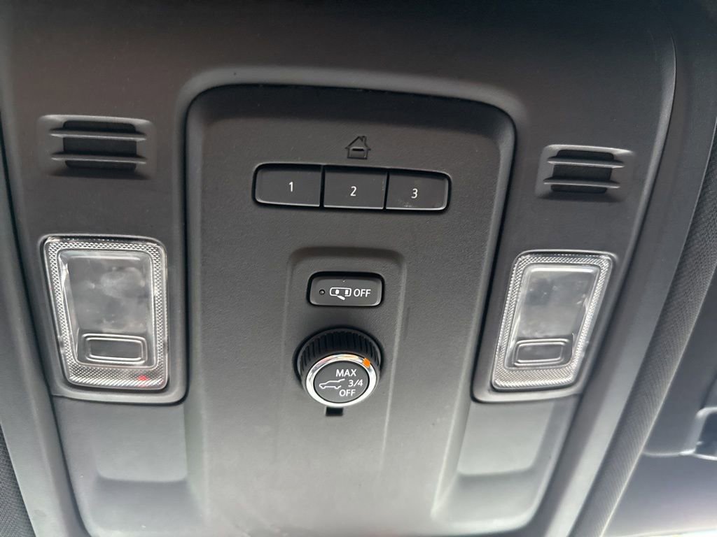 Used 2021 Chevrolet Tahoe Z71 AWD/4WD image 34