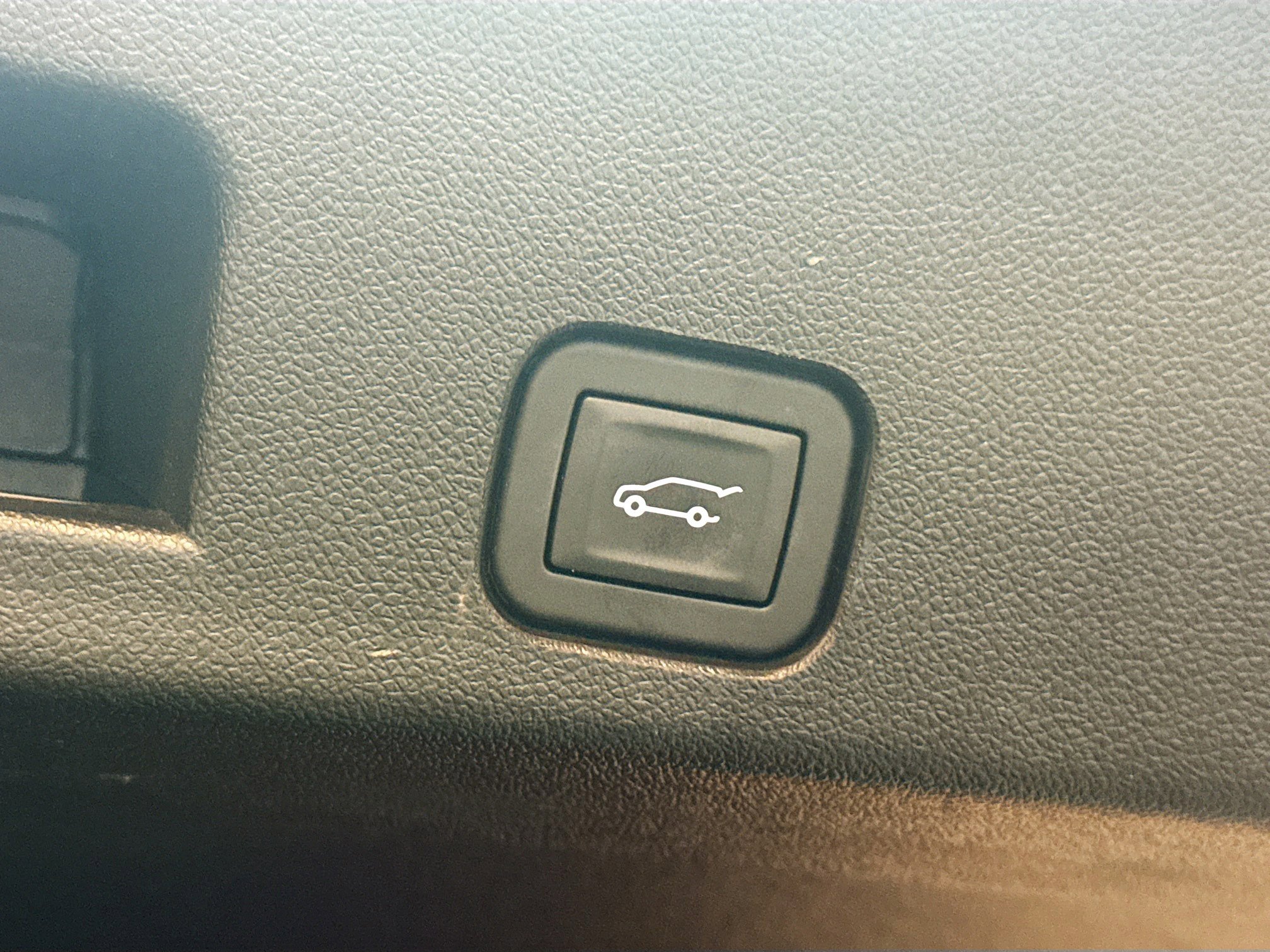 Used 2025 Chevrolet Traverse Z71 w/ Driver Confidence Package image 31