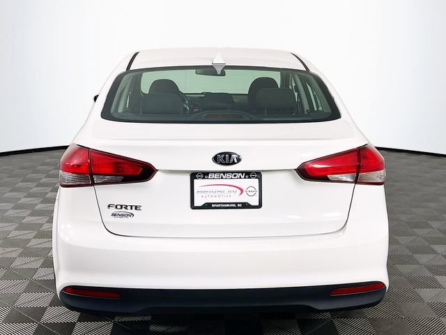 Used 2017 Kia Forte LX FWD image 7