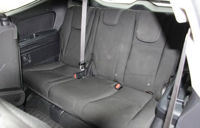 Used 2019 Subaru Ascent Premium image 32