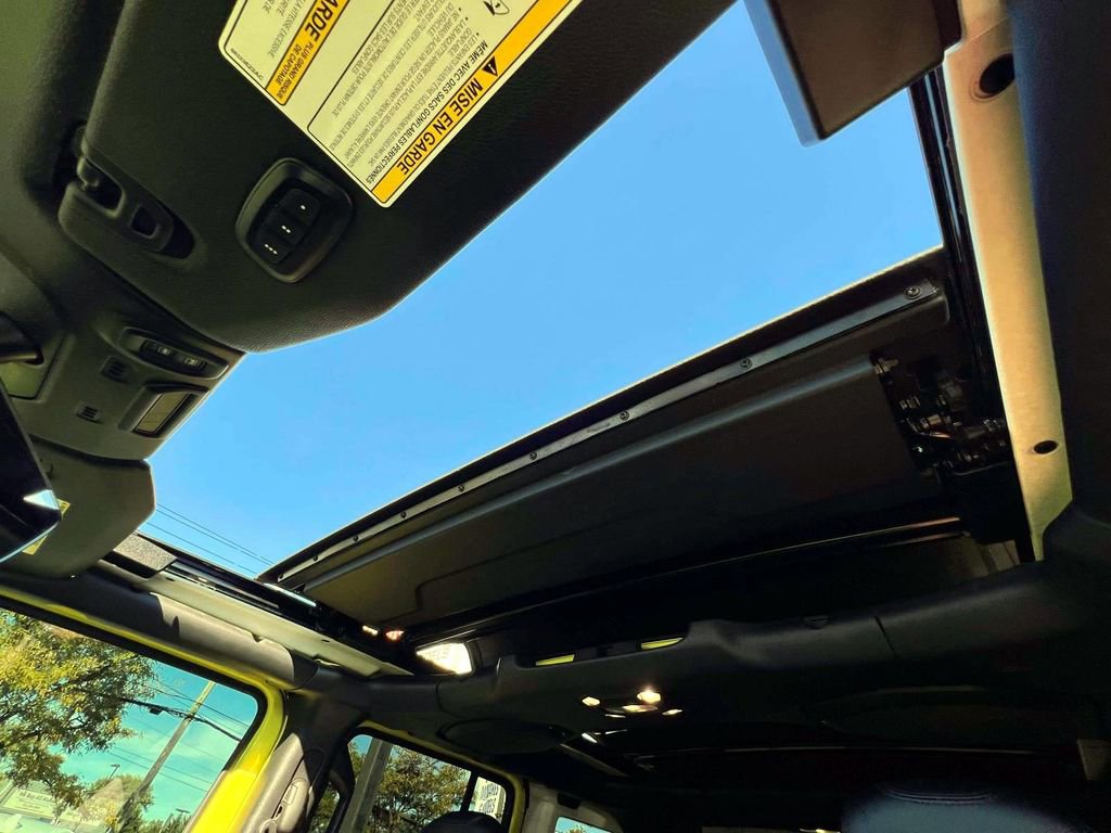 Used 2023 Jeep Wrangler Unlimited Sahara w/ Cold Weather Group image 35