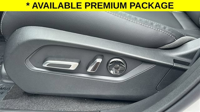Certified 2025 Acura RDX SH-AWD image 11