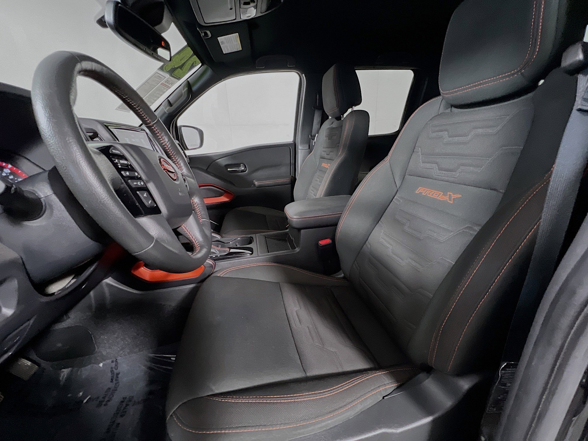 Used 2024 Nissan Frontier Pro-X w/ Pro Convenience Package image 15