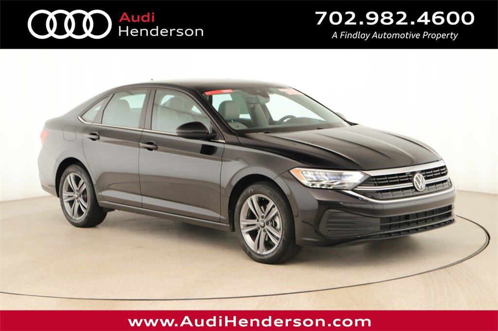Used 2023 Volkswagen Jetta SE image 1