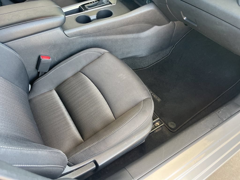 Used 2024 Nissan Altima 2.5 S FWD image 21
