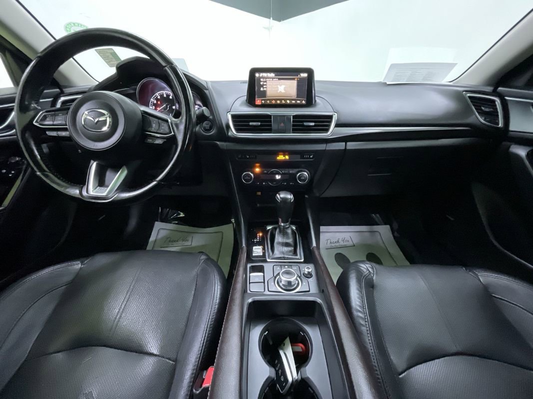 Used 2017 MAZDA MAZDA3 Grand Touring image 18