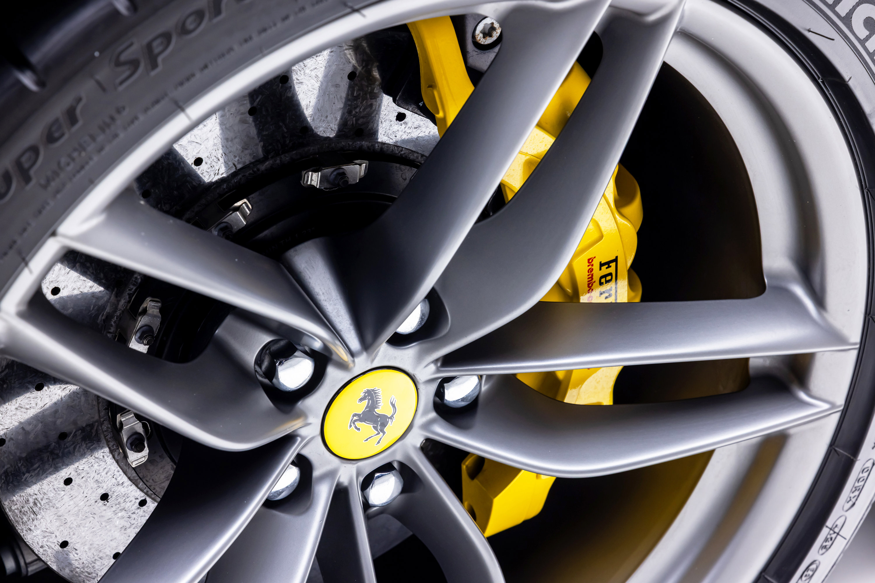 Certified 2017 Ferrari 488 Spider RWD image 33